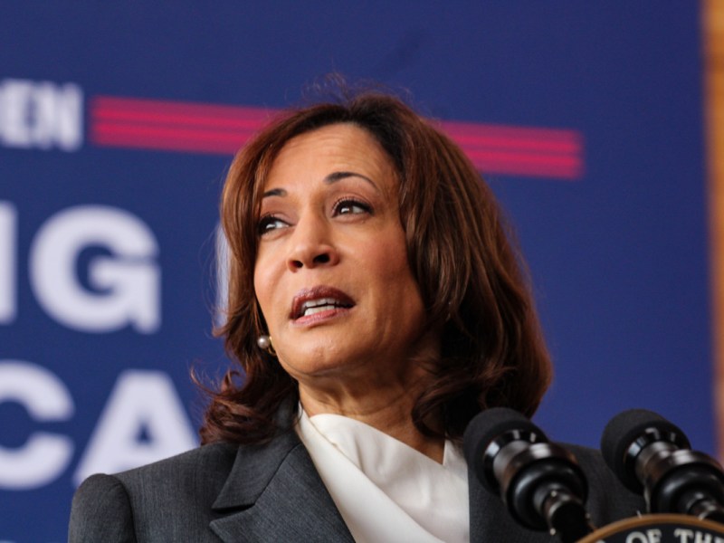 Vice President Kamala Harris visits Sycamore and Oak in Southeast D.C. on Aug. 4 to announce funding for Black businesses and historically underserved entrepreneurs. She also announced the winners of the $125 million American Rescue Plan-funded Capital Readiness Program awards competition. (Cleveland Nelson/The Washington Informer)